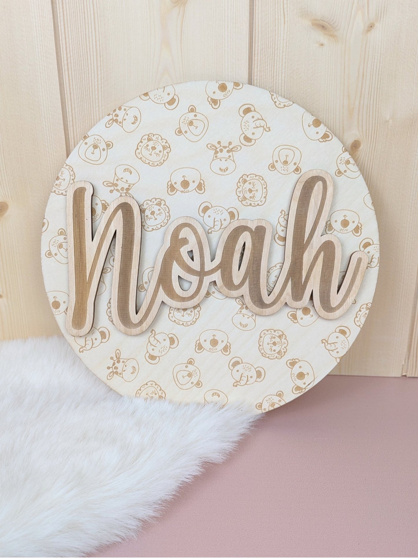 Décoration murale personnalisée avec prénom en bois (motifs variés)