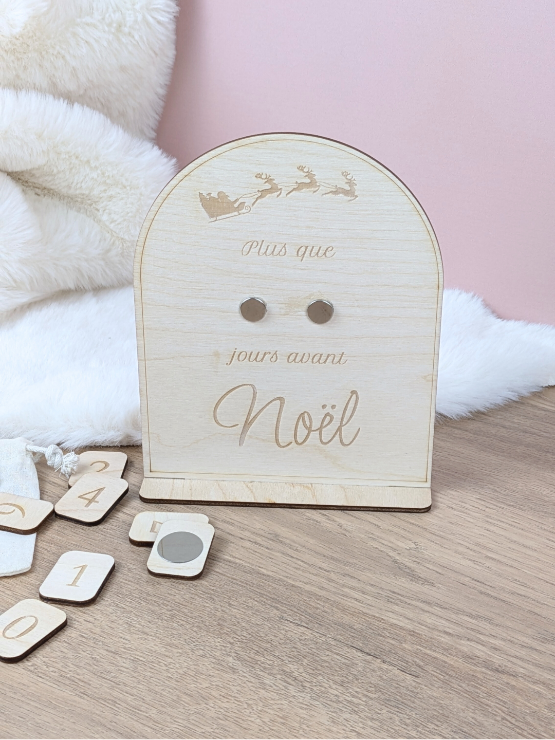 Décompte de Noël en bois - Calendrier aimanté personnalisé