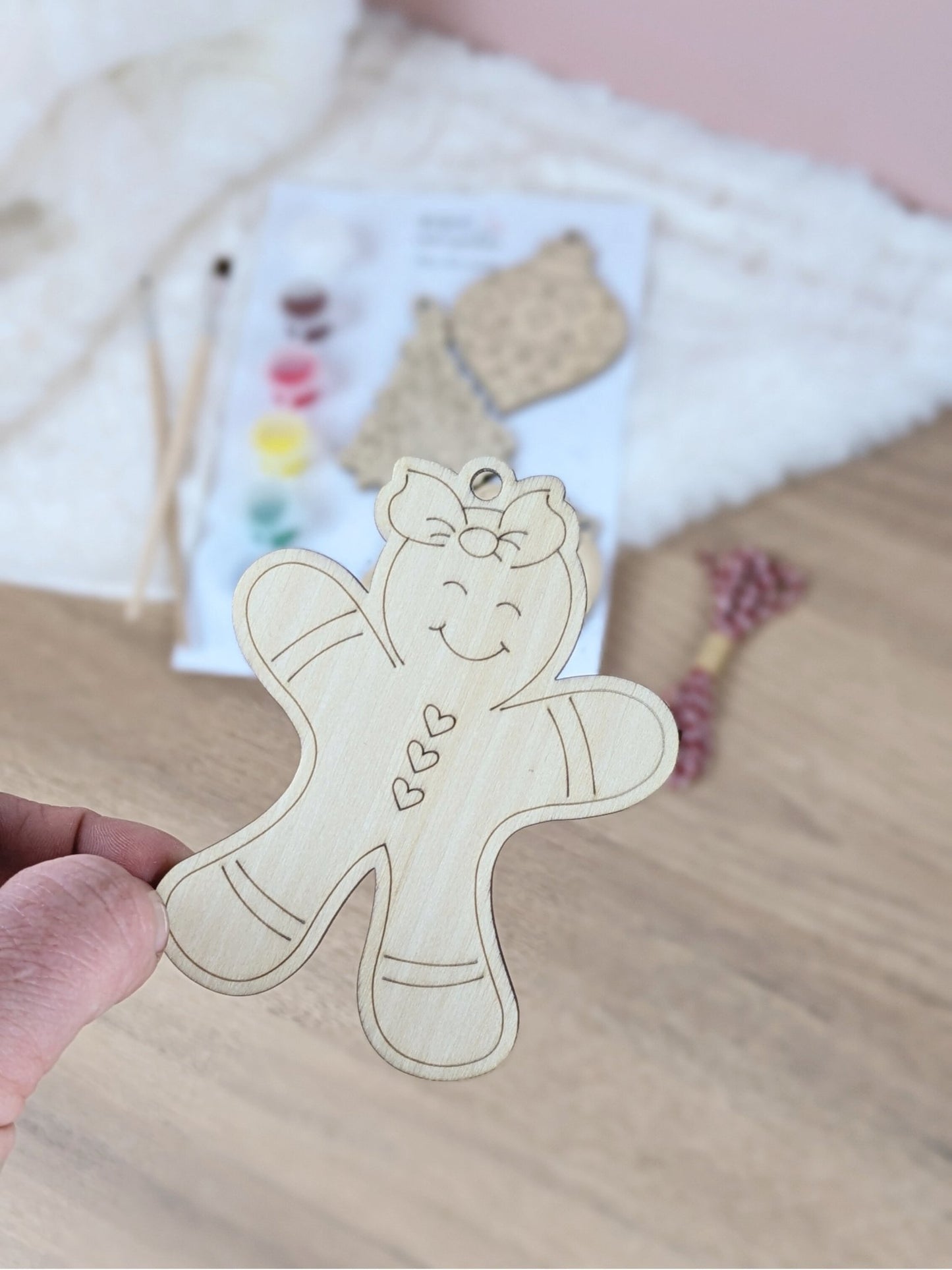 Mon kit créatif - Suspensions de Noël à peindre 🎨